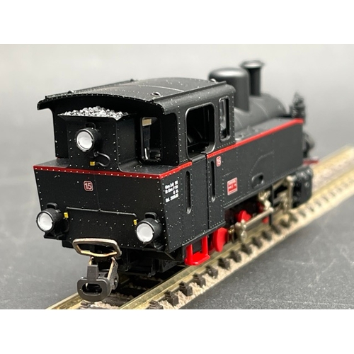 28 - Roco 31030 HOe gauge BR99 0-6-0 Henscnel Steam Loco No.15 - Tested Runner
(150g)
Loose connecting ro... 