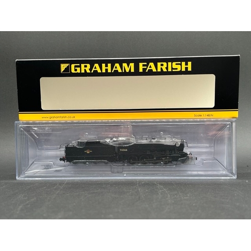 38 - 2 N gauge BR Late Crest Steam Locomotives both Tested Runners
(250g)
Graham Farish 372-426 Class WD ... 