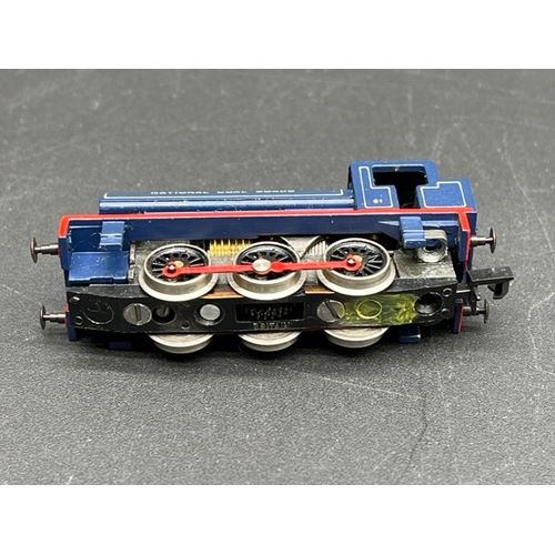 39 - Two N gauge Graham Farish NCB Locomotives - both Tested Runners
(250g)
Graham Farish 370-255 Class 1... 