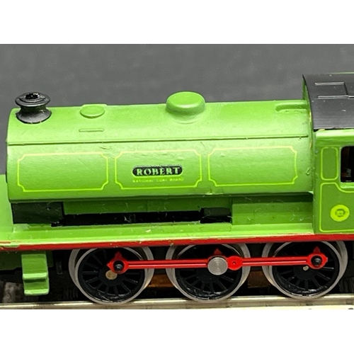 41 - Two N gauge Graham Farish Tank locomotives both Tested Runners
(250g)
Graham Farish 1016 Class J94 0... 