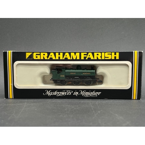 42 - Three N gauge Tank locomotives, 2 Tested Runners with rake of two GWR Farish coaches
(400g)
Graham F... 