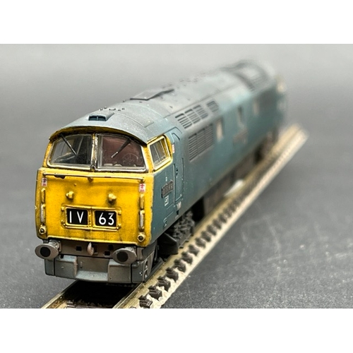 44 - Dapol 2D-003-011 Class 52 'Western' D1009 