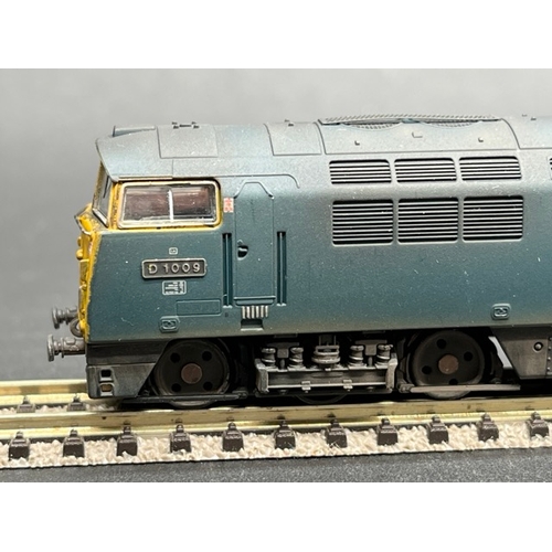 44 - Dapol 2D-003-011 Class 52 'Western' D1009 