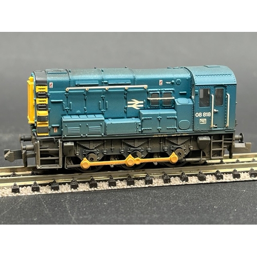 45 - Two N gauge Factory Weathered Diesel Locomotives - Tested Runners
(300g)
Dapol N 2D-012-012 BR 6330 ... 