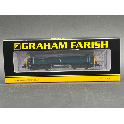 46 - Two N gauge BR Blue Diesel Locomotives - Tested Runners
(300g)
Graham Farish 372-975A Class 24/0 240... 