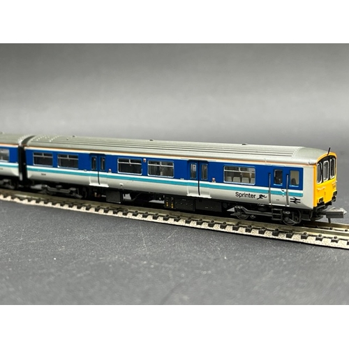 48 - N gauge Graham Farish Class 150/2 Sprinter 2-car EMU 52148/57148 in BR Provincial livery - Tested Ru... 