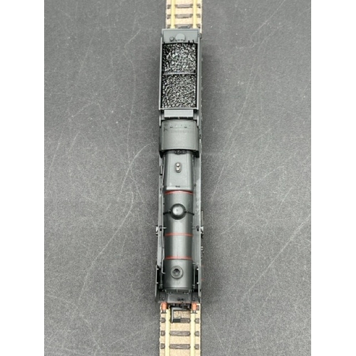 52 - Two N gauge Late Crest Steam Locomotives both Tested Runners
(300g)
Graham Farish 372-935 Class N 2-... 