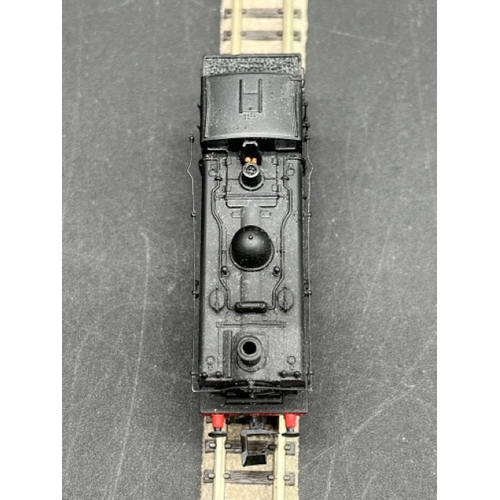 52 - Two N gauge Late Crest Steam Locomotives both Tested Runners
(300g)
Graham Farish 372-935 Class N 2-... 