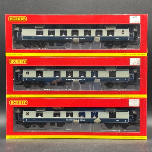 442 - Three 'As New' in Box Hornby Brighton Belle coaches in BR Blue and Grey
(800g)
Hornby R4527 Brighton... 