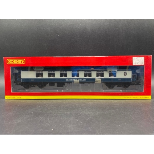 442 - Three 'As New' in Box Hornby Brighton Belle coaches in BR Blue and Grey
(800g)
Hornby R4527 Brighton... 