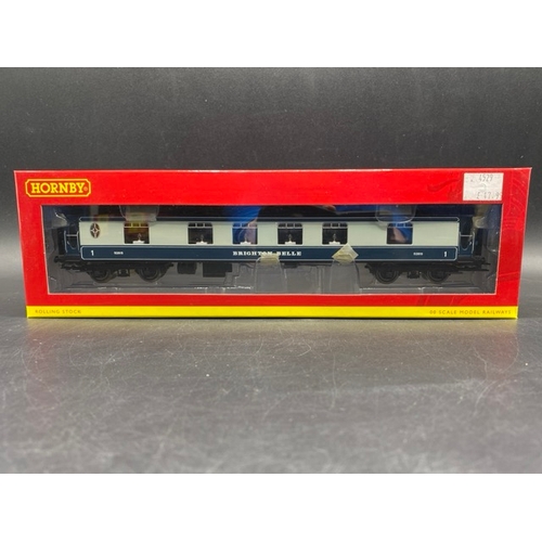 442 - Three 'As New' in Box Hornby Brighton Belle coaches in BR Blue and Grey
(800g)
Hornby R4527 Brighton... 