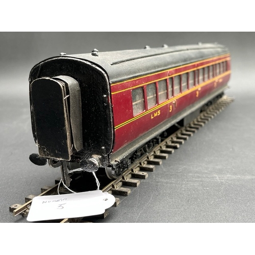 77 - O Gauge LMS eight wheel passenger coach, LMS Maroon with black roof, Third class Corridor, No.20011,... 