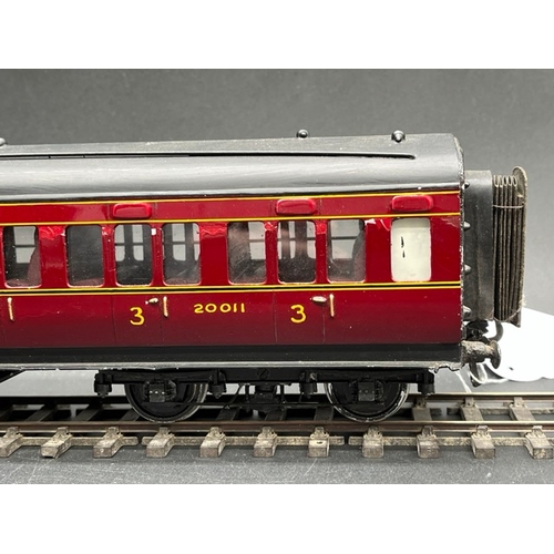 77 - O Gauge LMS eight wheel passenger coach, LMS Maroon with black roof, Third class Corridor, No.20011,... 