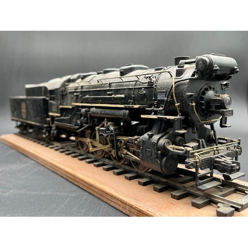 78 - Rivarossi O Gauge 0-8-0 Indiana Harbor Belt 102 Locomotive and 8-wheel Tender - Battery operated
(14... 