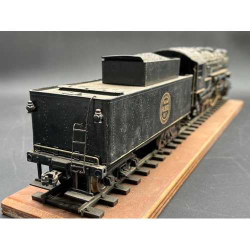 78 - Rivarossi O Gauge 0-8-0 Indiana Harbor Belt 102 Locomotive and 8-wheel Tender - Battery operated
(14... 