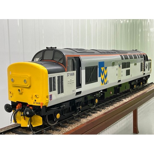 66 - 5 inch gauge Class 37 Co-Co 37668 'Leyburn' in Good condition, From the Rob Denton collection (Readi... 