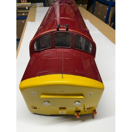 67 - 5 inch gauge Class 37 Locomotive Fibreglass Body Shell Moulding finished to high standard
English We... 