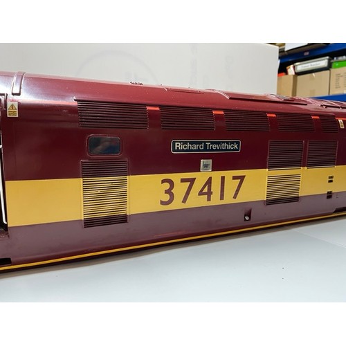 67 - 5 inch gauge Class 37 Locomotive Fibreglass Body Shell Moulding finished to high standard
English We... 