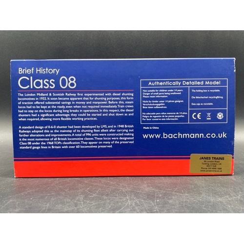 18 - Bachmann Branchline 32-114A Class 08 Shunter 13050 in BR Black with Early Emblem
(400g)
Boxed and ap... 