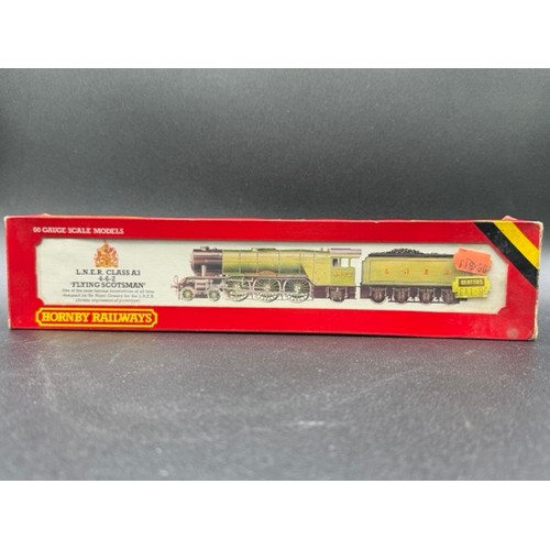 42 - Hornby R845 Class A3 4-6-2 4472 'Flying Scotsman' in LNER Green - Tested Runner. 
(350g)