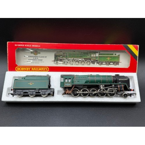 45 - Hornby R065 Class 9F 2-10-0 92220 