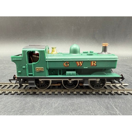 54 - Hornby R041 Pannier Class 57XX 0-6-0PT 8751 in GWR Green - Tested Runner
(300g)