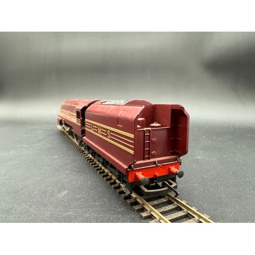 60 - Hornby R072 'City of Bristol' LMS Coronation Class 4-6-2 Streamlined Locomotive Maroon/Gold Livery. ... 