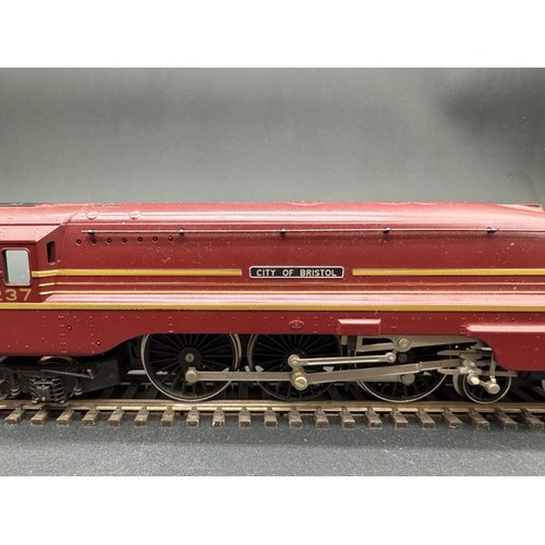60 - Hornby R072 'City of Bristol' LMS Coronation Class 4-6-2 Streamlined Locomotive Maroon/Gold Livery. ... 