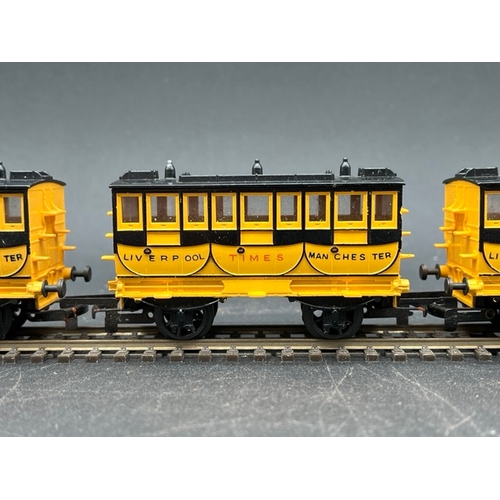 37 - Triang Stephensons Rocket and three coaches
(250g)
Locomotive in pieces (Poor) with wagon (Fair)
and... 