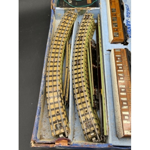 131 - Hornby Dublo EDP1 Passenger Train 