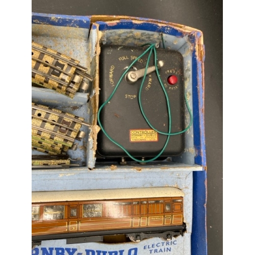 131 - Hornby Dublo EDP1 Passenger Train 