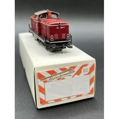 148 - Fleischmann DB 212 380-0 HO gauge - Tested Runner
(400g)
in generic box