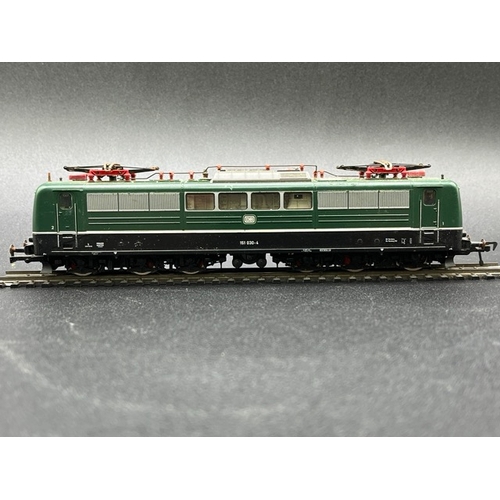 152 - Fleischmann 4380 DB 151 030-4 Green HO gauge - Tested Runner
(400g)
Poor Runner
Corrosion to pantogr... 
