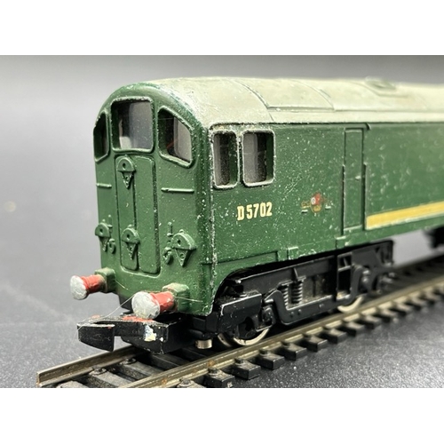 132 - Dublo 2233 Class 28 D5702 in BR Green Co-Bo - Tested Runner
(700g)