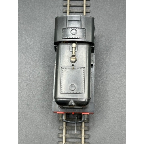 121 - Triang R253 Dock Authority #5 Shunter in Black - Tested Non Runner
(300g)