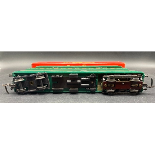 125 - A Southern Region DMU - Tested Runner
(450g)
Tri-ang R156-R225 Class 4-SUB 2-Car EMU S1052S & S1057S... 