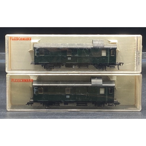 141 - HO Fleischmann Rolling Stock x15 cars
(2100g)
