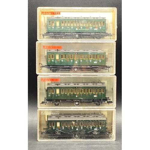 141 - HO Fleischmann Rolling Stock x15 cars
(2100g)