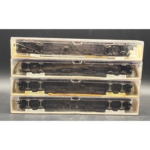 144 - 9 HO Fleischmann City Bahn Cars (4) and Speisewagen Cars (5)
(2350g)