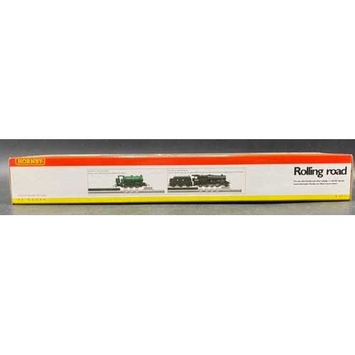 174 - Hornby R8211 Rolling road for all types of steam locomotive As New
(500g)