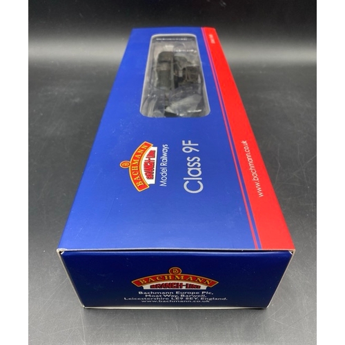 27 - Bachmann Branchline 32-859 Class 9F Standard 2-10-0 92233 BR black with late crest - weathered - as ... 
