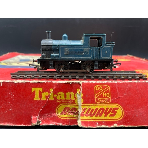 127 - Two Triang Train sets Nos. RS24 and RS42
(2000g)
Locomotives included 
Blue pug 0-4-0 #6 Tested Runn... 