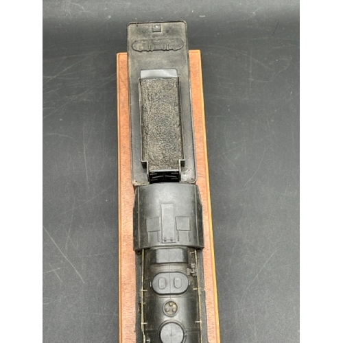 158 - Rivarossi O Gauge 0-8-0 Indiana Harbor Belt 102 Locomotive and 8-wheel Tender - Battery operated
(14... 