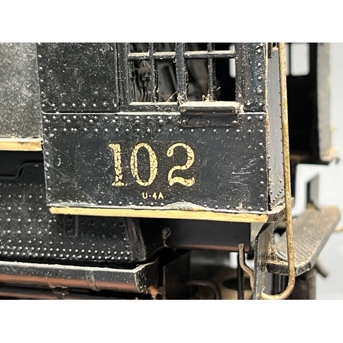 158 - Rivarossi O Gauge 0-8-0 Indiana Harbor Belt 102 Locomotive and 8-wheel Tender - Battery operated
(14... 