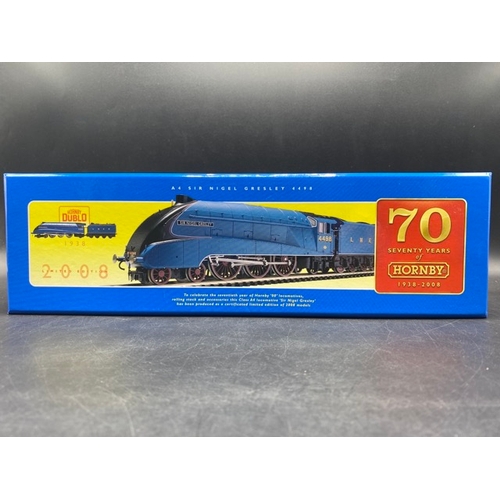 Hornby R2688 Class A4 4-6-2 4498 "Sir Nigel Gresley" in LNER Blue (70th ...