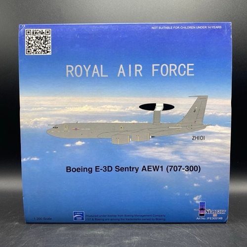 138 - Inflight 200 Boeing E-3D Sentry AEW1 (707-300) (Scale 1:200)
(750g)
IFE30514B
Model has been previou... 