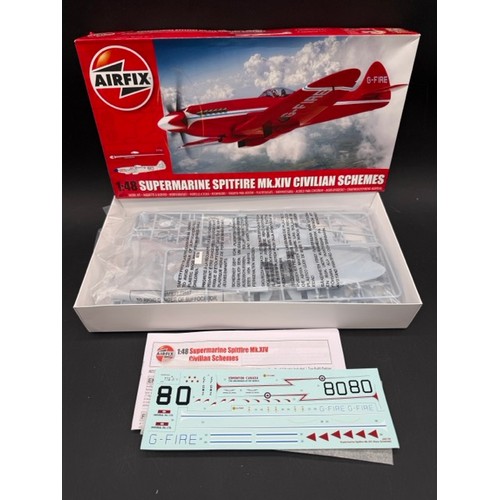 200 - 19 1:48 Scale Military Aviation Plastic Model Kits. (5500g). (19). 
All appear as complete, 1 howeve... 