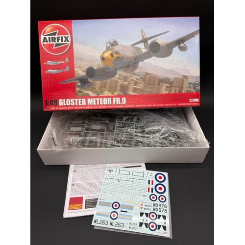 201 - 12 1:48 Scale Military Aviation Plastic Model Kits. (5500g). (12).
Makers include - Airfix & Eduard.