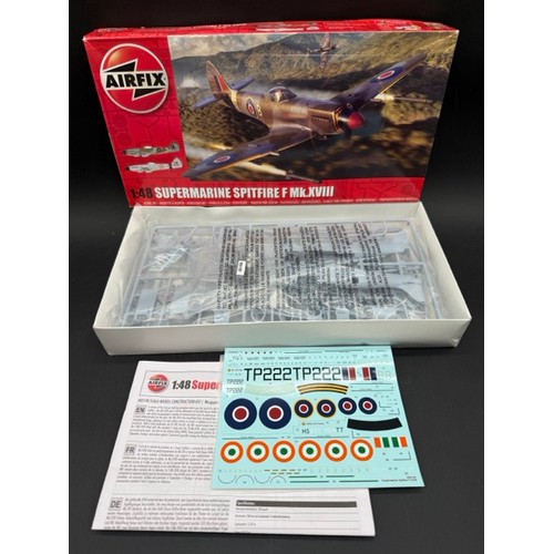 201 - 12 1:48 Scale Military Aviation Plastic Model Kits. (5500g). (12).
Makers include - Airfix & Eduard.