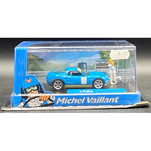 48 - 3 1:43 Scale Vaillant Diorama Sets
(750g)
Includes:-
Grand Defi
LM07
La Mans '61